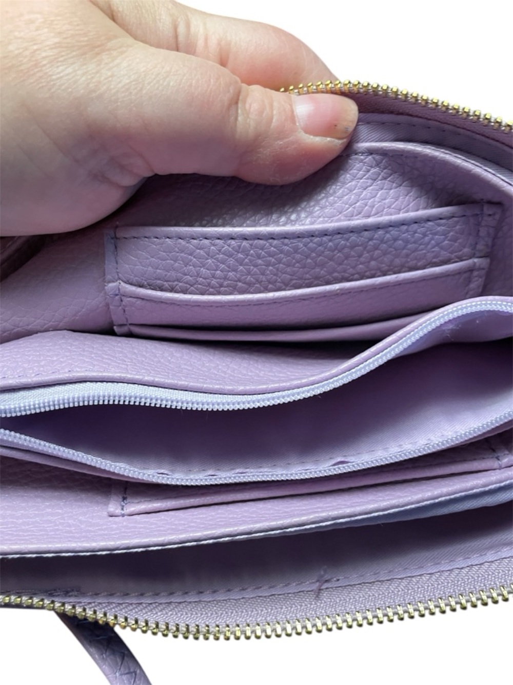 Lilac Faux Leather Crossbody Wristlet brand new! Never used. - Picture 4 of 5